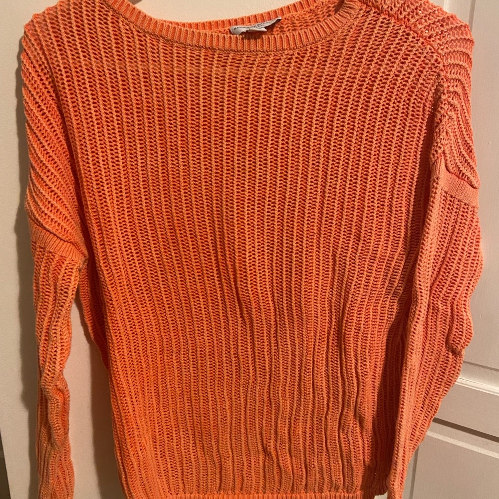 Katherine Barclay orange sweater size Xs can fit S